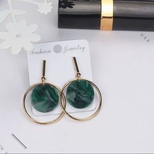 3 for $ 30Dangle earring